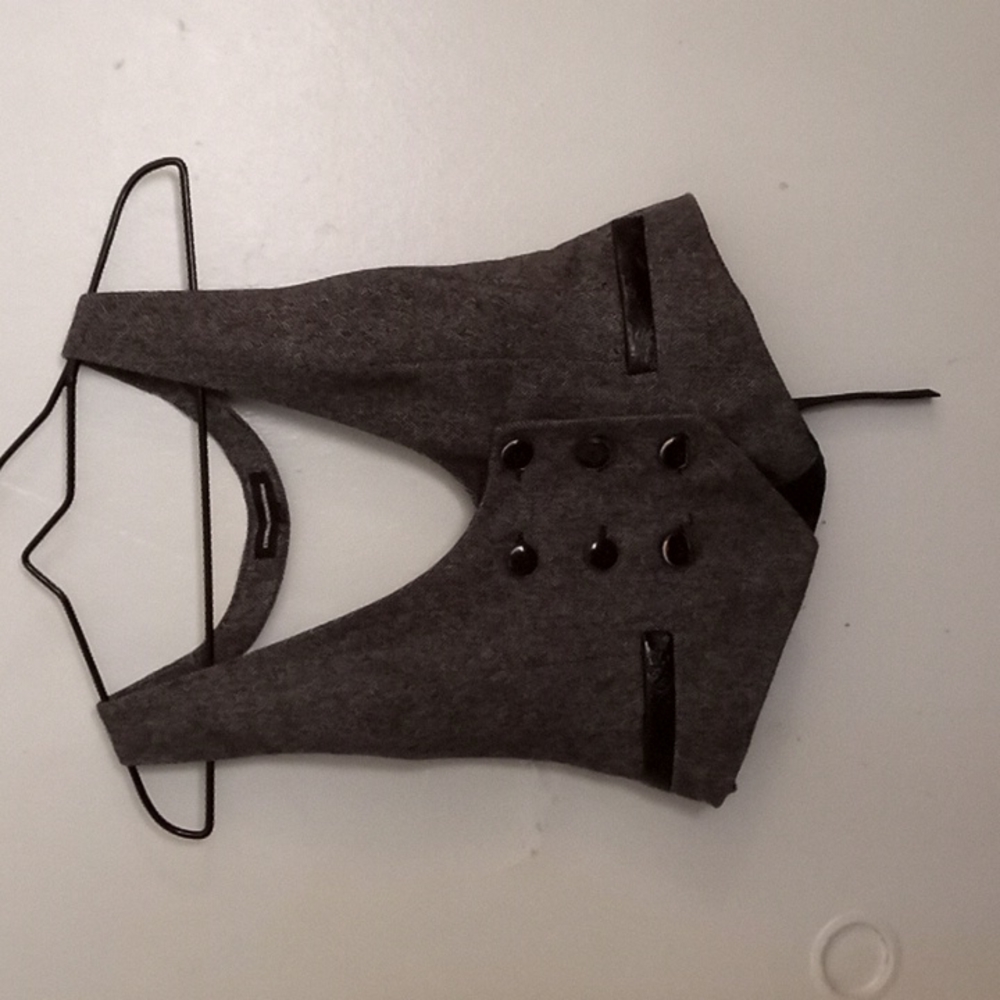 Express- tweed vest